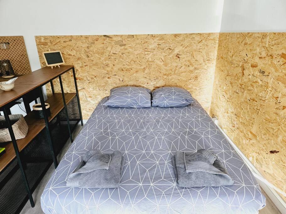 Le Studio De Max - Terrasse Et Parking Валанс Екстериор снимка