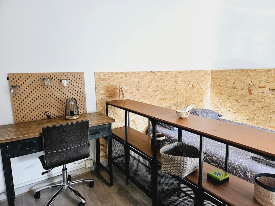 Le Studio De Max - Terrasse Et Parking Валанс Екстериор снимка