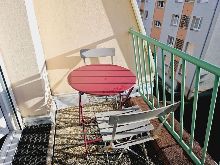 Le Studio De Max - Terrasse Et Parking Валанс Екстериор снимка